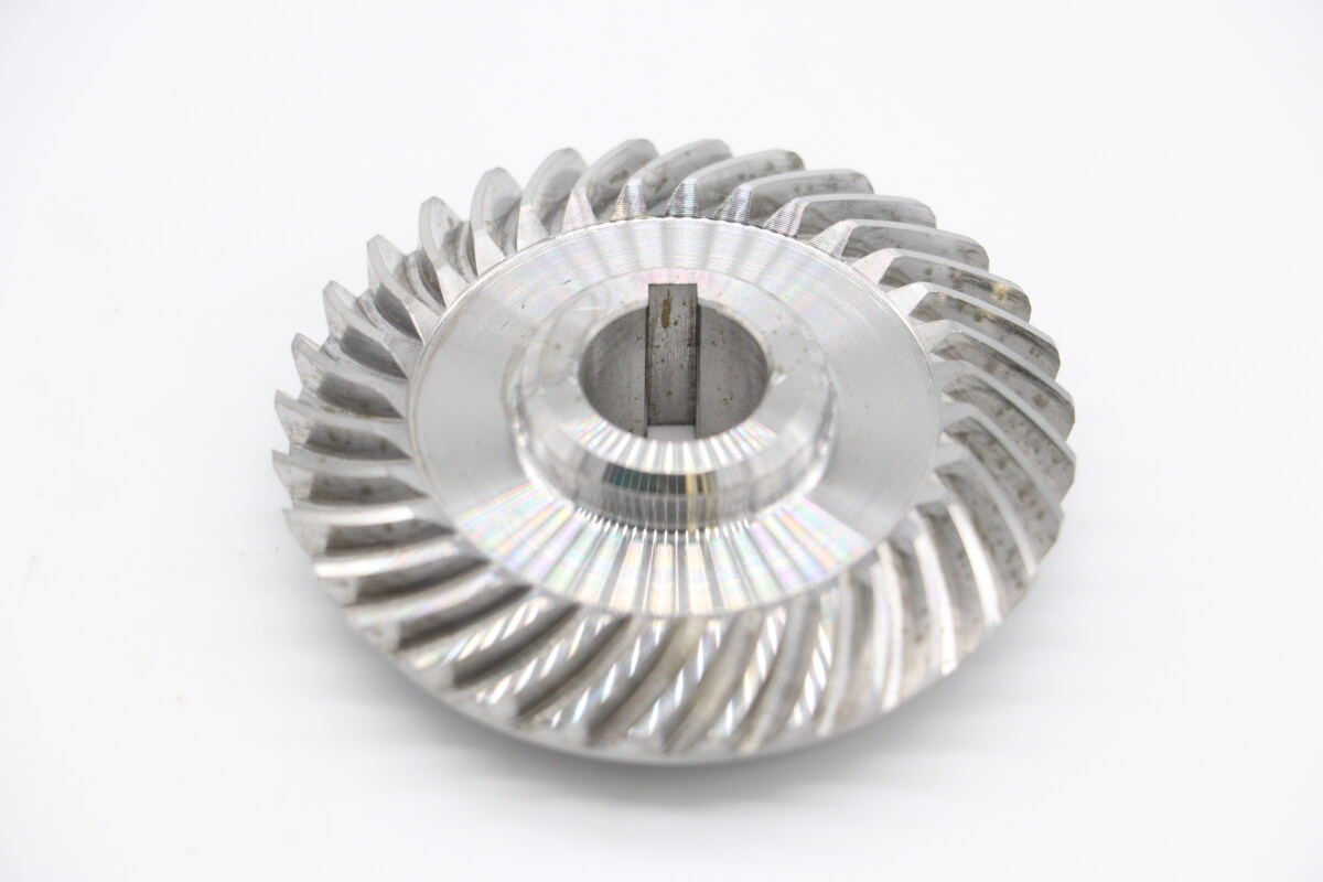 Mixer planétaire - 7 L - jusqu'à 2 kg de pâte - blanc